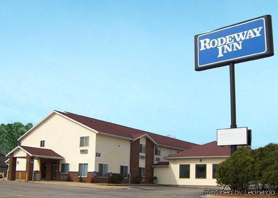 Rodeway Inn Cedar Rapids Esterno foto