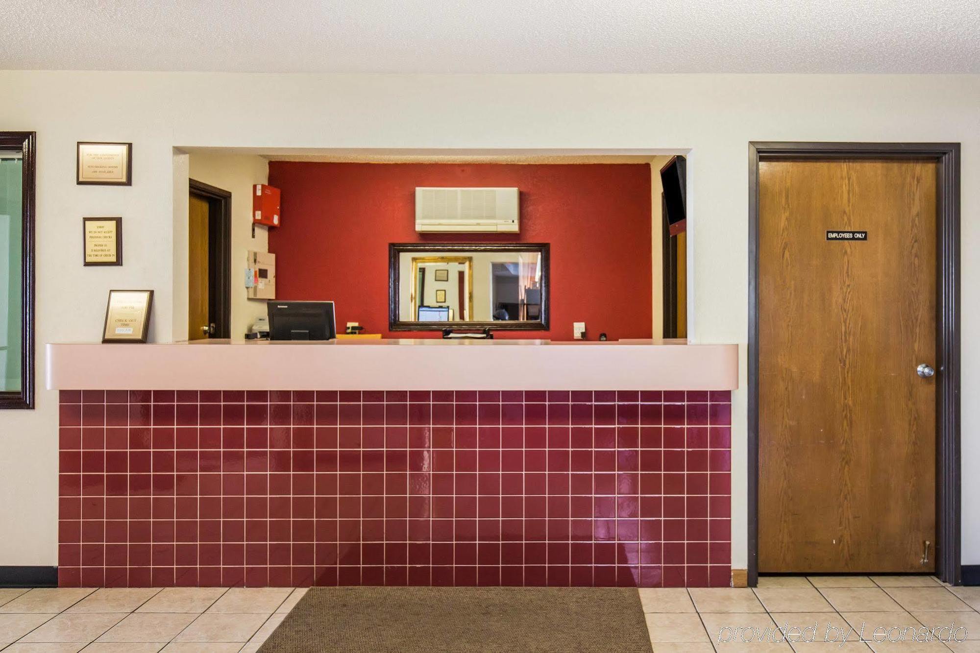 Rodeway Inn Cedar Rapids Esterno foto
